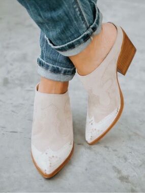 Dolce Vita Lars Leather Mule in Dune Suede Western Size 9.5